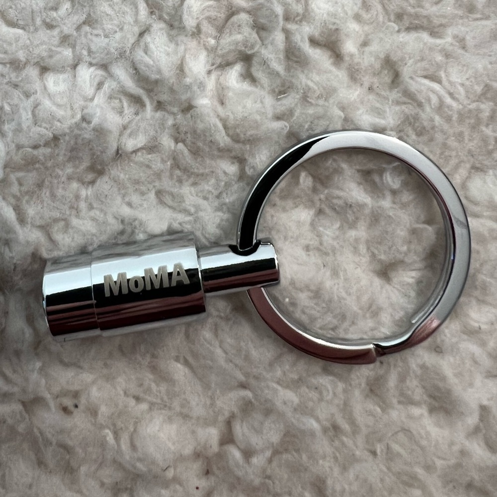 Modern Museum of Art Valet Key Holder - Picture 4 of 5